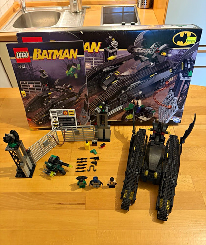 Lego batman 7787 the bat - lego,
