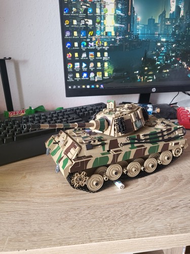Lego tank 2000 - lego,